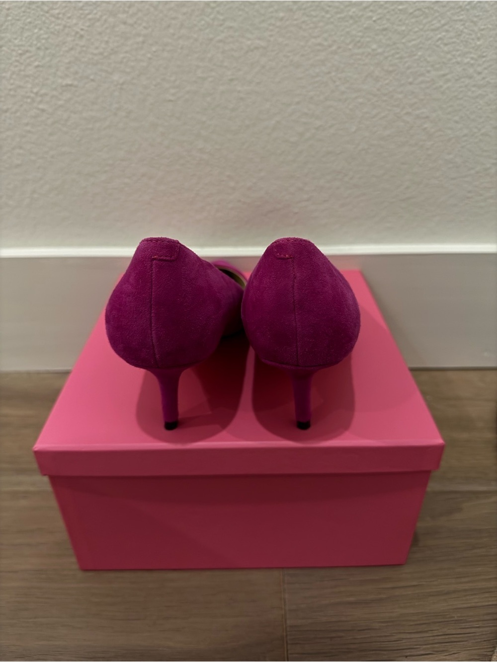 Nine West Fuchsia Suede Pointed Toe Heels - Picture 3 of 4